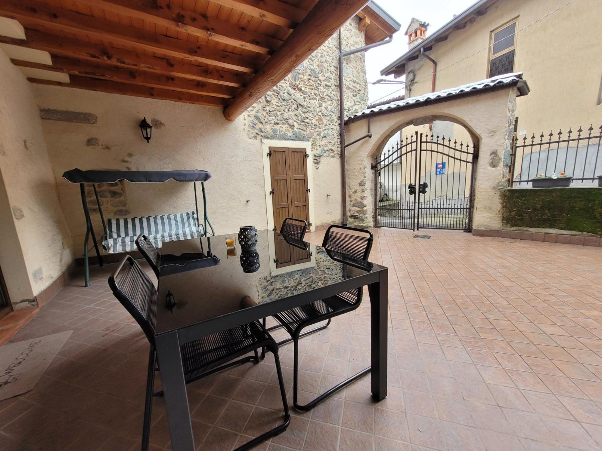 La Casa Sull' Altopiano Mountain Lake Iseo Hospitality 波斯科 外观 照片